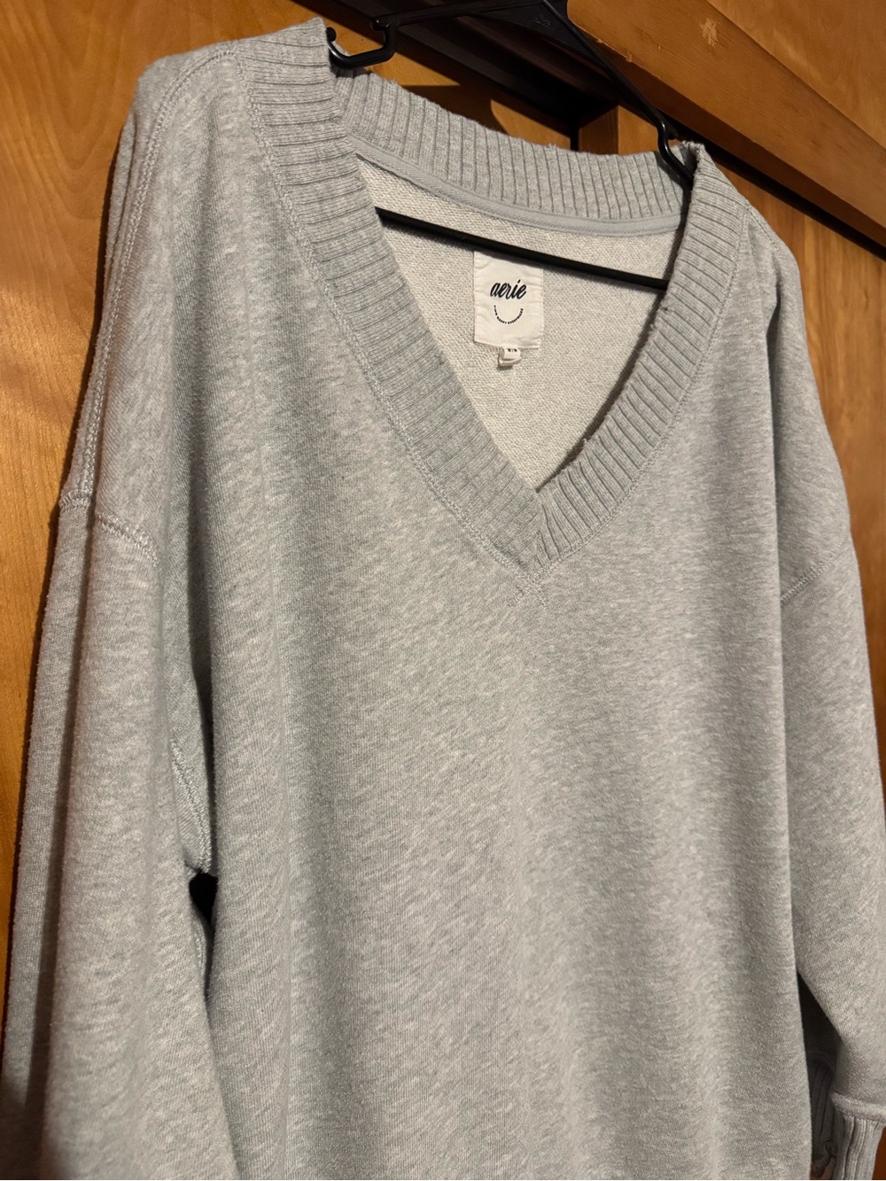 Aerie Down-to-Earth V-Neck Oversized Sweatshirt Heather Gray - Picture 4 of 8